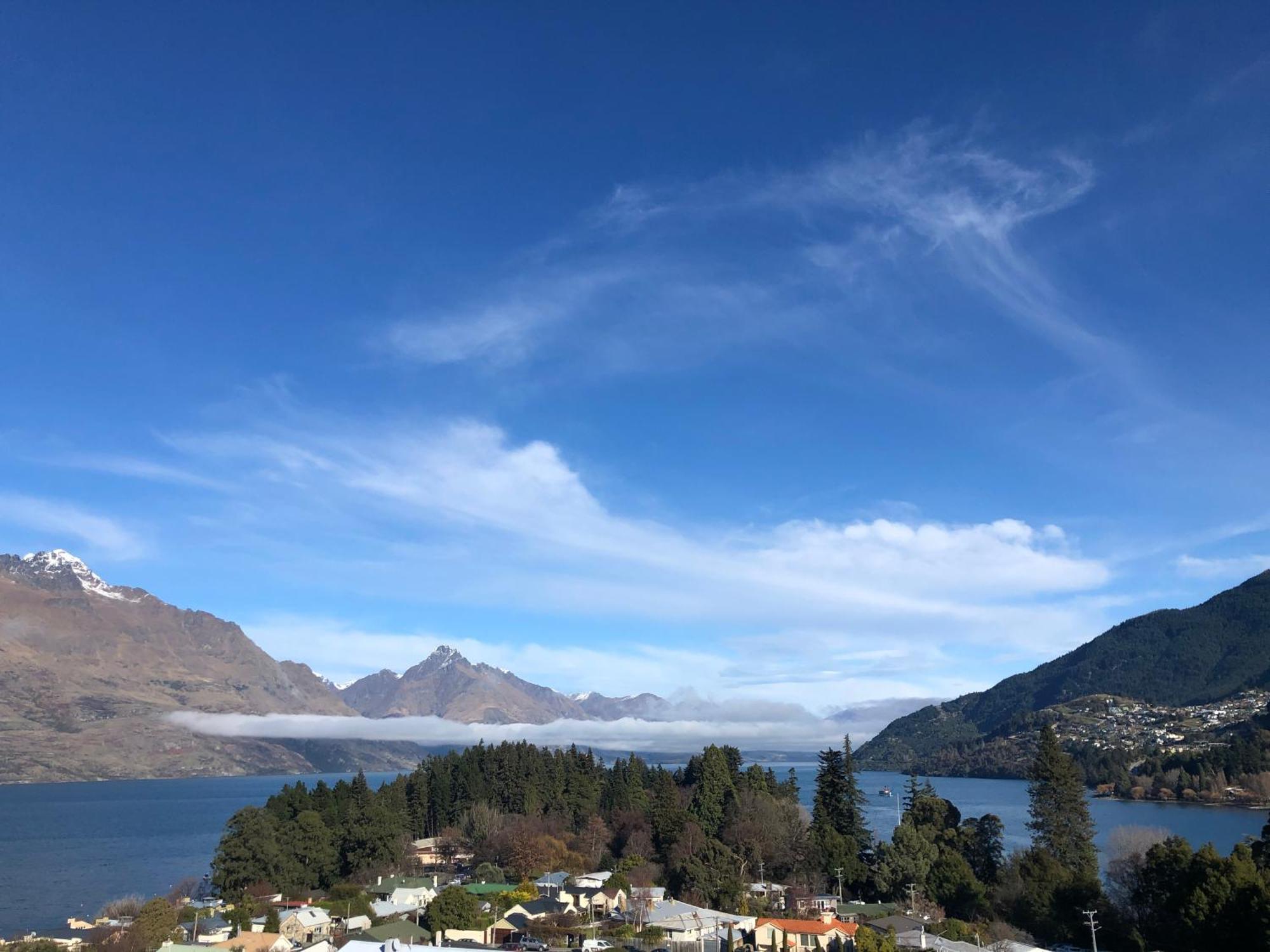 Ramada By Wyndham Queenstown Central Luaran gambar